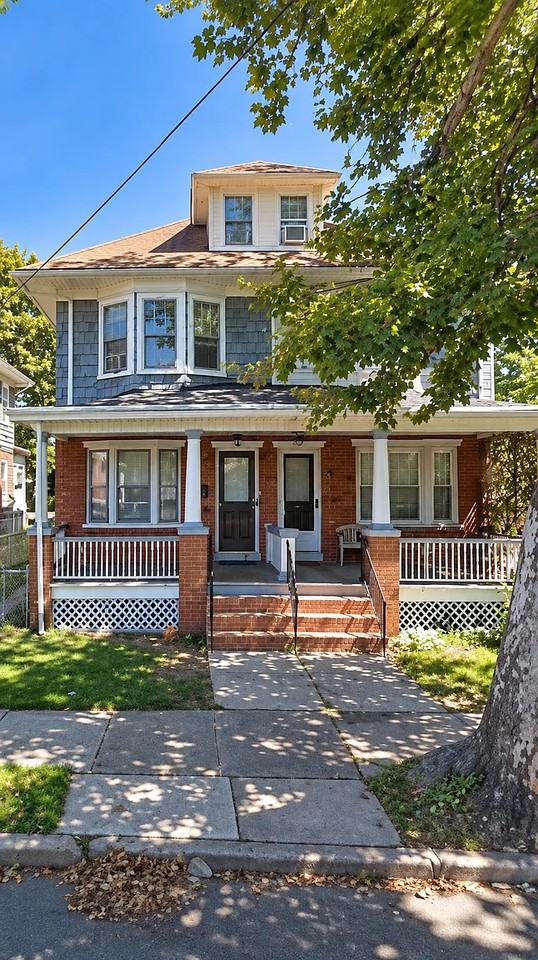 426 Ardmore Ave #2 - Photo 2 of 11