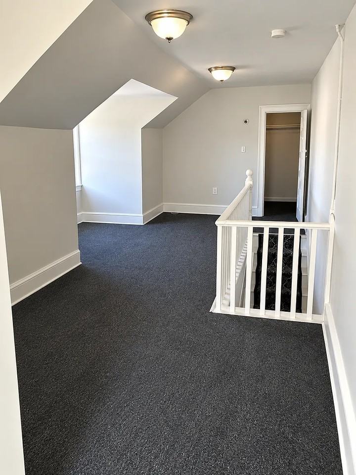 426 Ardmore Ave #2 - Photo 6 of 11