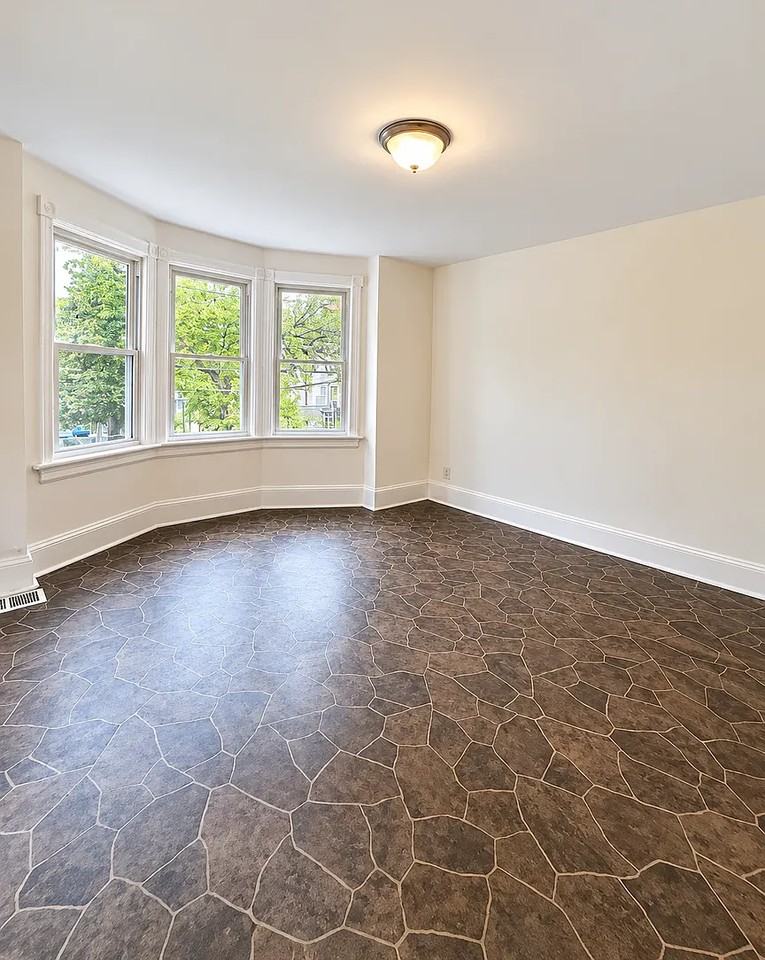 23 E Ingham Ave - Photo 5 of 13