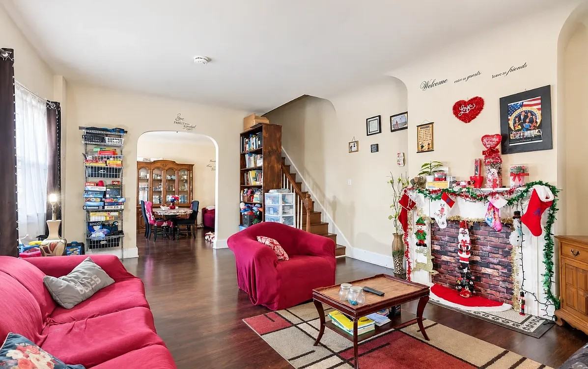 6 General Greene Ave - Photo 5 of 11