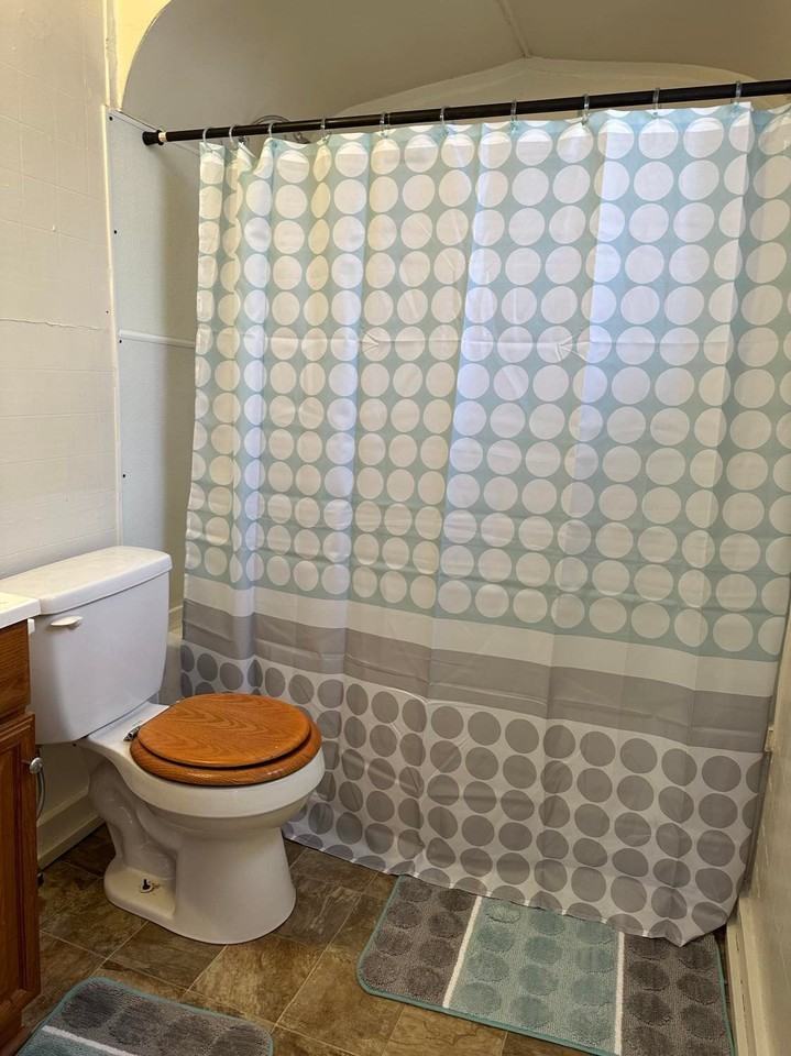 601 E Reed - Photo 6 of 9