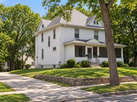 featured image of 1815 Lafayette St