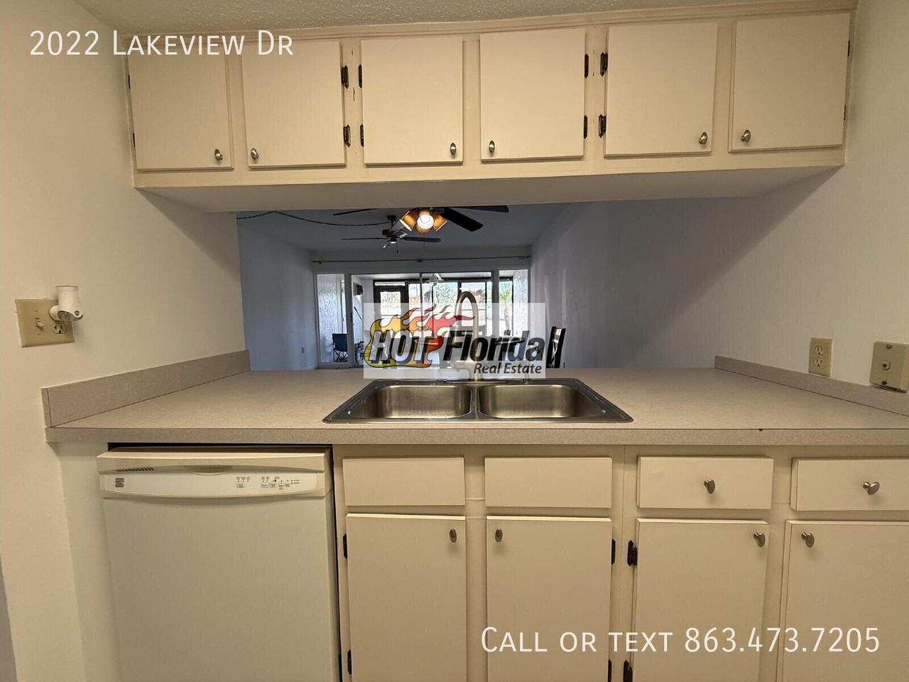 2022 Lakeview Dr - Photo 3 of 12
