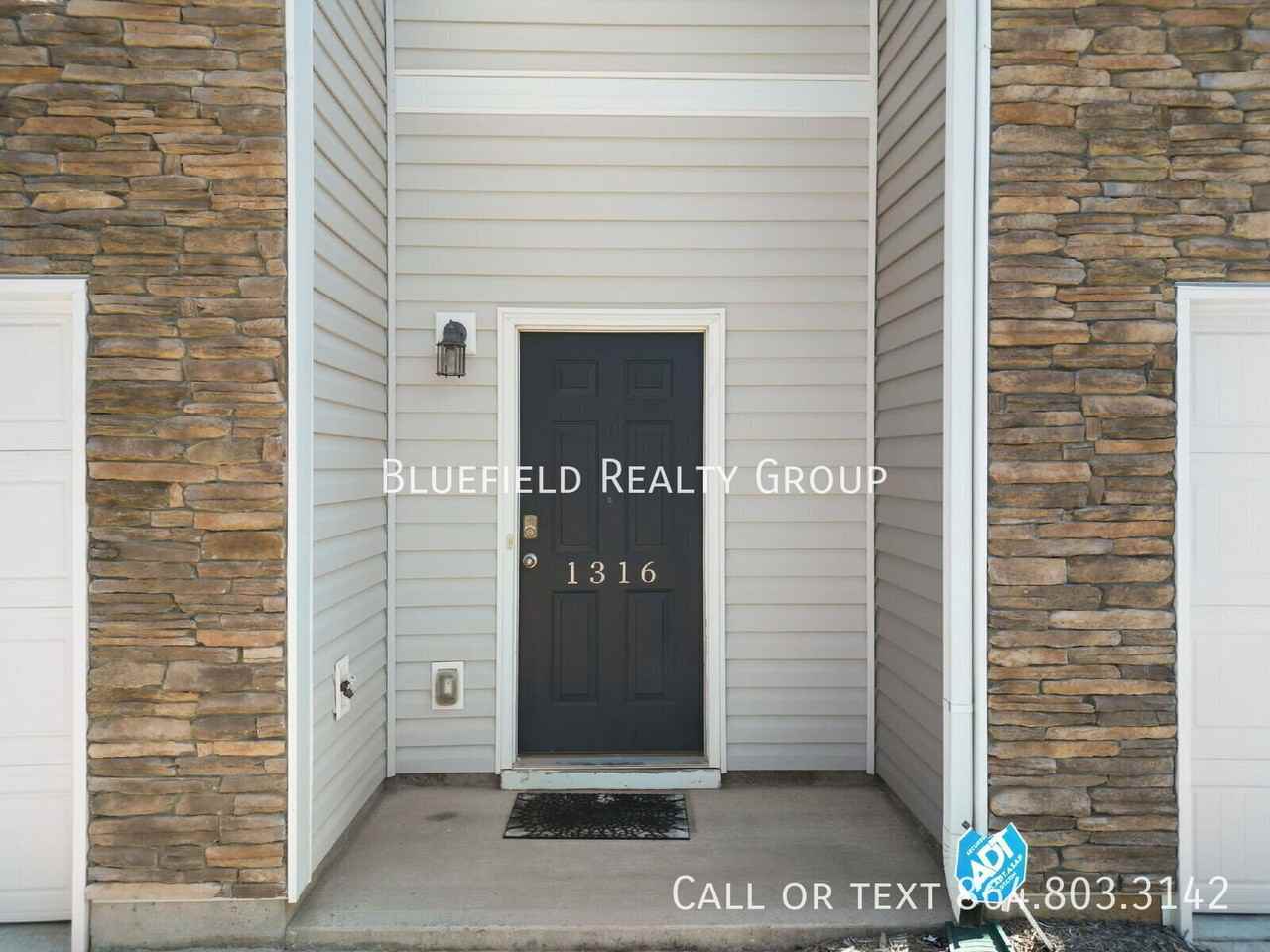 1316 Wunder Way - Photo 5 of 30