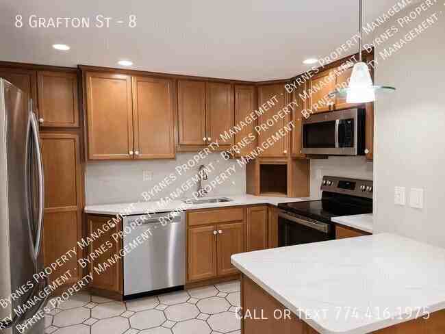 8 Grafton St #8 - Photo 3 of 12