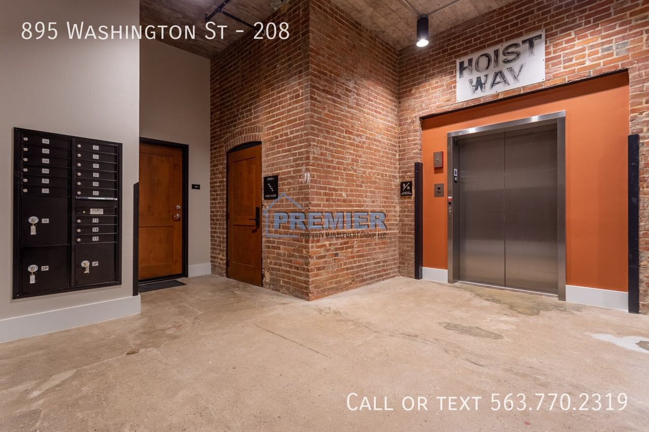 895 Washington St #208 - Photo 5 of 19