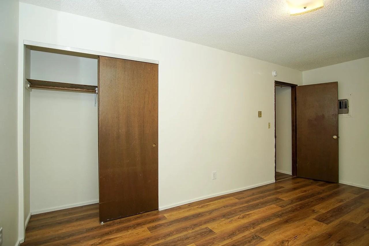 2513 NE Rosa Parks Way - Photo 4 of 9