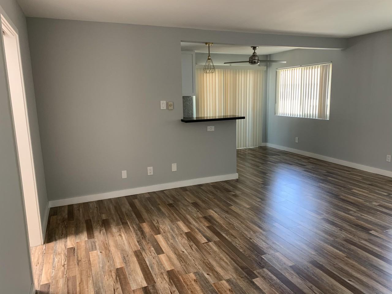 1129 23rd Street - Photo 2 of 40