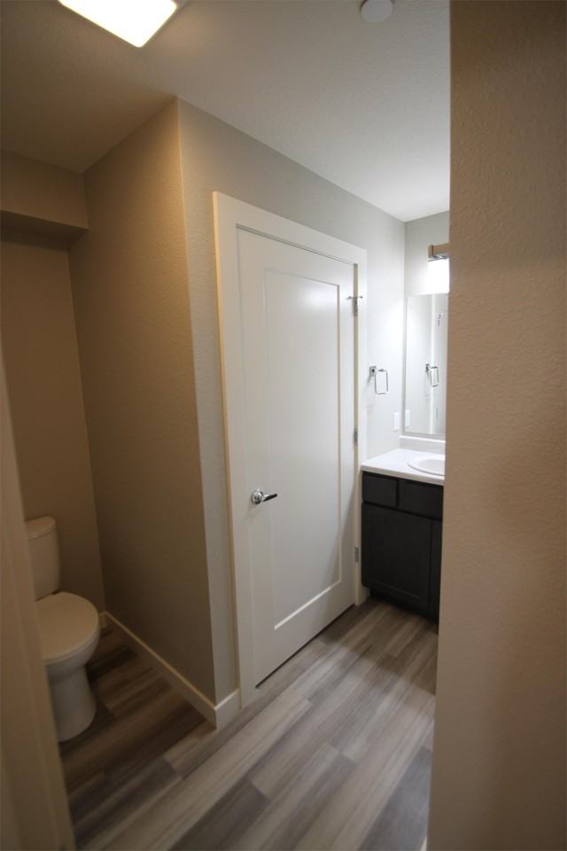 830 Crestmont Way - Photo 5 of 16