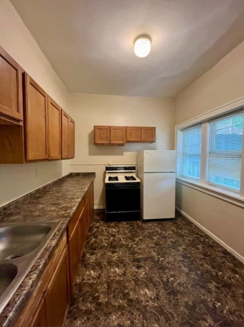 4522 West Burleigh Street - Photo 4 of 8