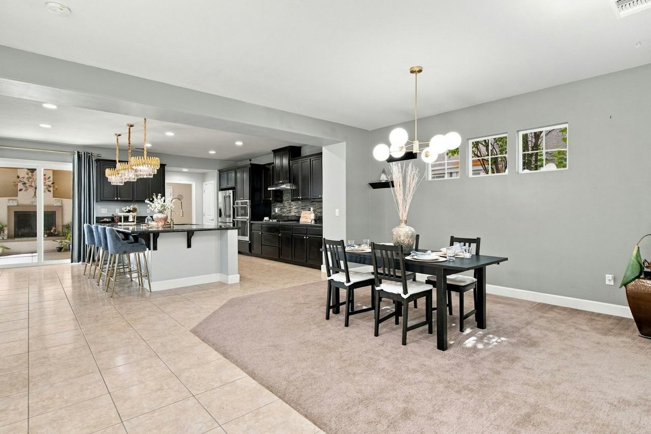 668 West Gravino Drive - Photo 6 of 32