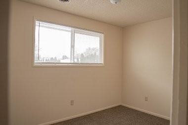 703 N Tweedt St #202 - Photo 4 of 8