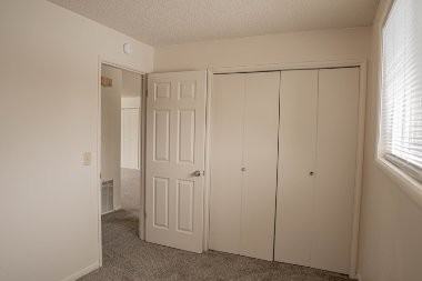 703 N Tweedt St #202 - Photo 5 of 8
