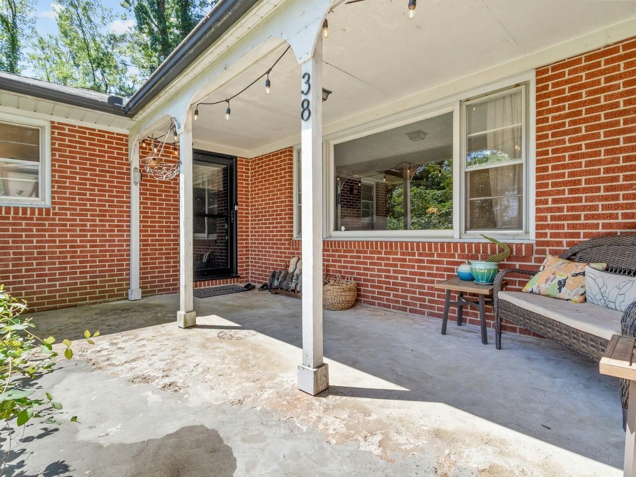 38 Crowell Road - Photo 4 of 22