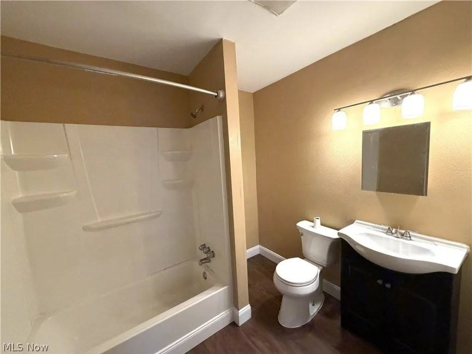 3230 W 31st St #DOWN - Photo 4 of 9
