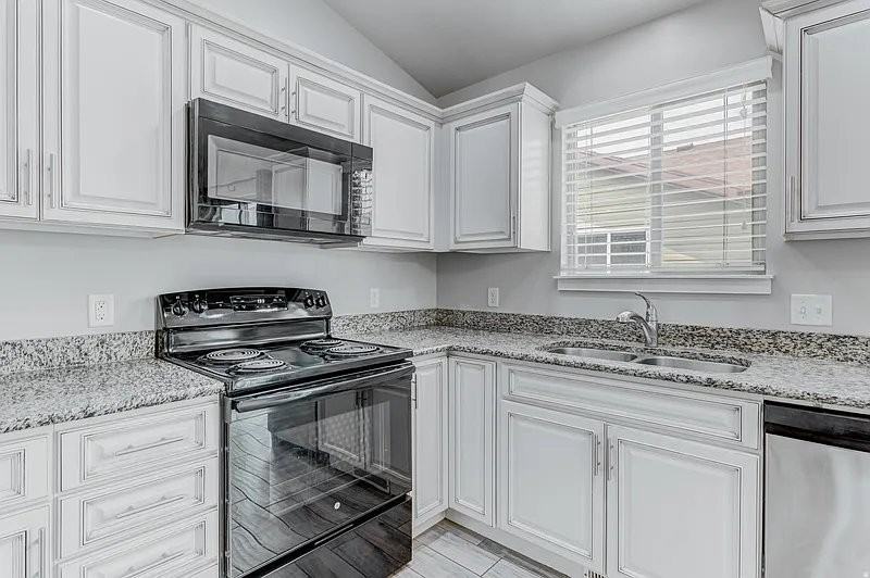 3787 N Tumwater Ln - Photo 4 of 15
