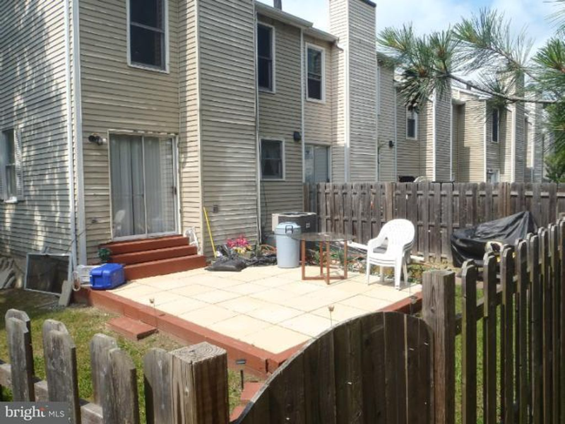 7242 Morrison Dr - Photo 2 of 8