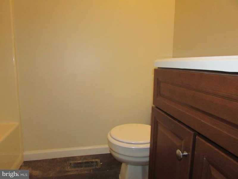 7242 Morrison Dr - Photo 5 of 8