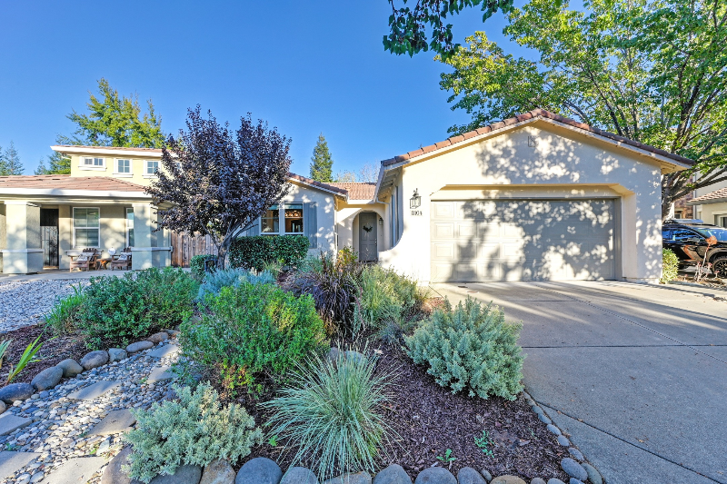 8104 Sienna Loop