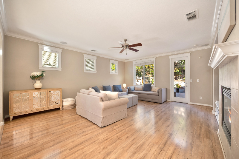 8104 Sienna Loop - Photo 3 of 20