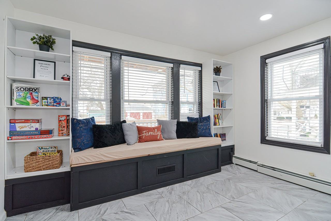 343 New York Ave #343 - Photo 4 of 15