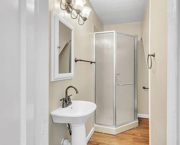 1138 S Zunis Ave #3 - Photo 5 of 9