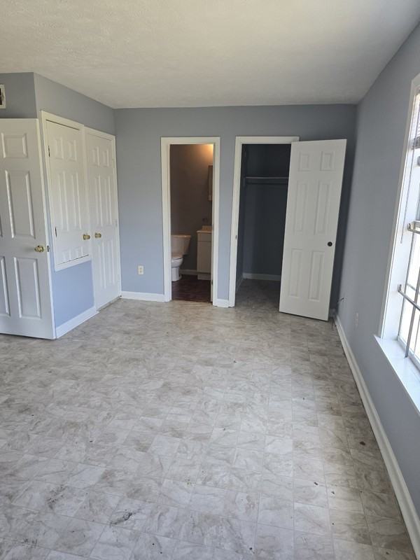 140B Jackson West Blvd #B4 - Photo 2 of 5
