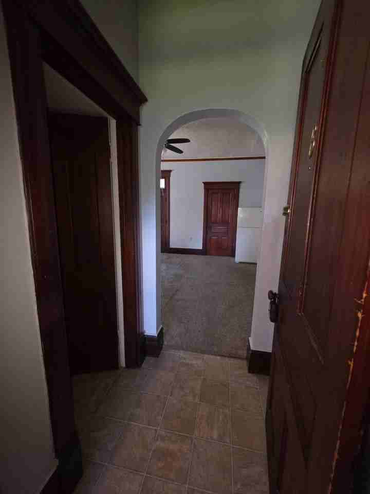 300 Colona Ave #B - Photo 2 of 6