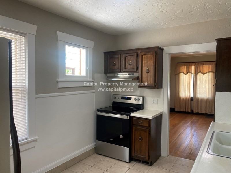 174 E St - Photo 3 of 21