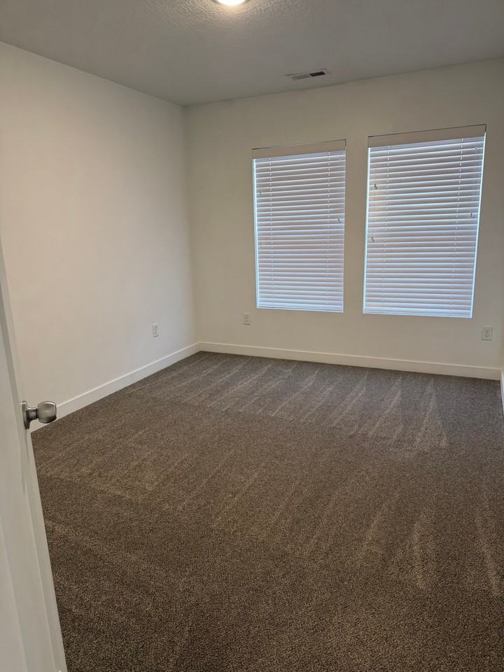 357 Ne - Photo 2 of 24