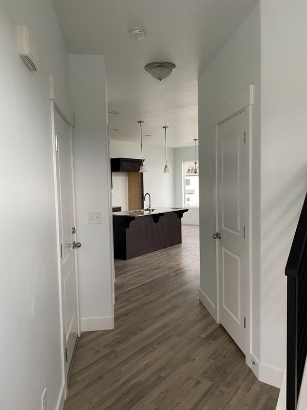 16431 S Bull Spring Ln - Photo 3 of 21