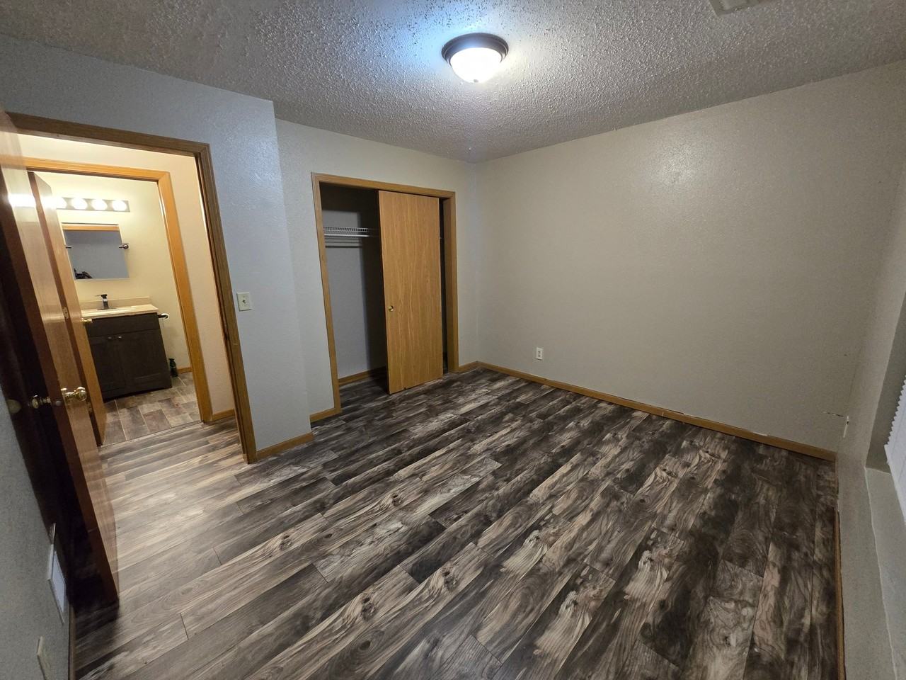1113 2nd Ave #4 - Photo 7 of 9