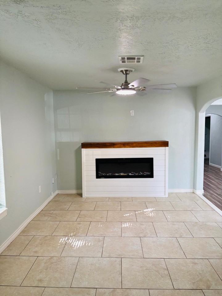 1813 Nw Pollard Ave - Photo 6 of 18