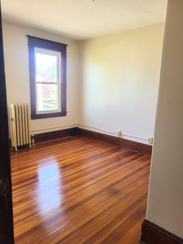 143 Chestnut St - Photo 3 of 4