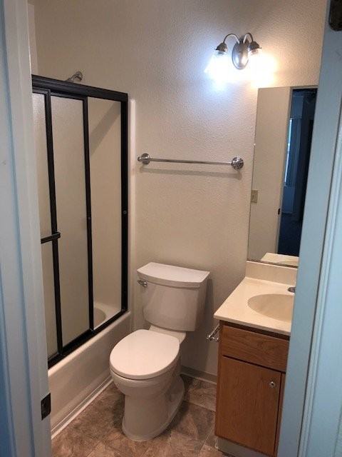 3937 Texas St #8 - Photo 6 of 17
