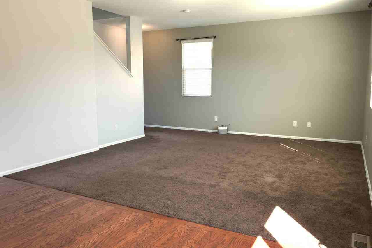 10434 Troy Street - Photo 3 of 28