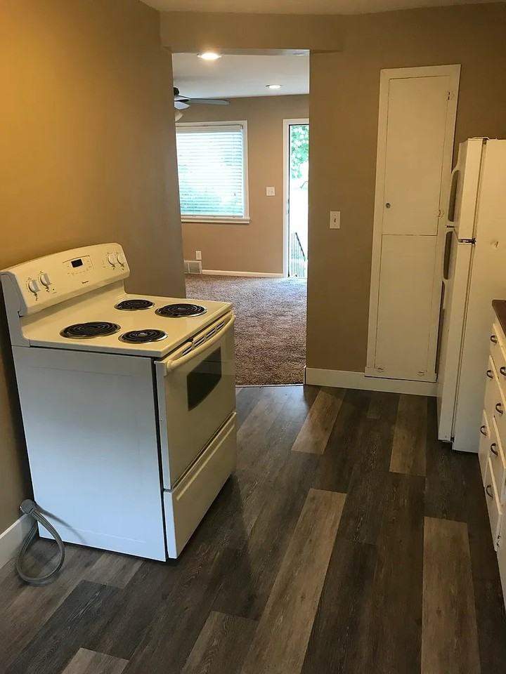 673 E Ramona Ave - Photo 2 of 6