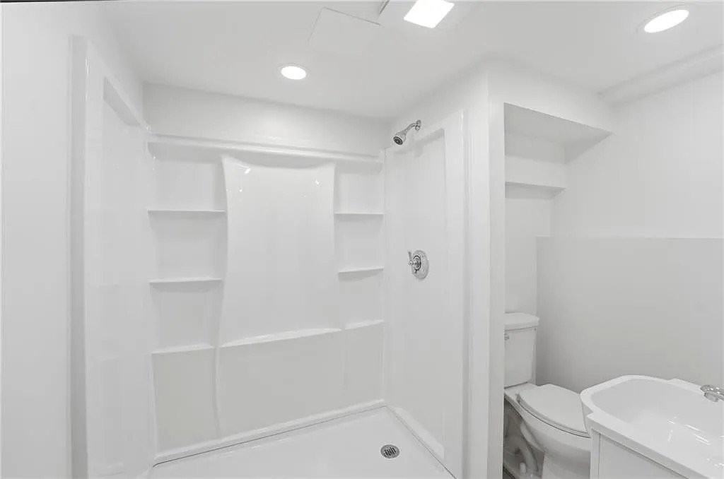 75 Atwood St - Photo 2 of 19