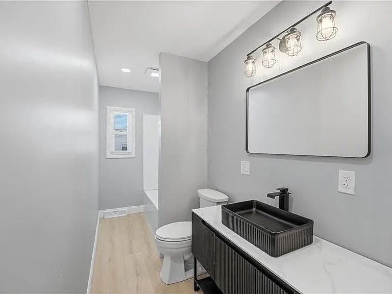 75 Atwood St - Photo 7 of 19