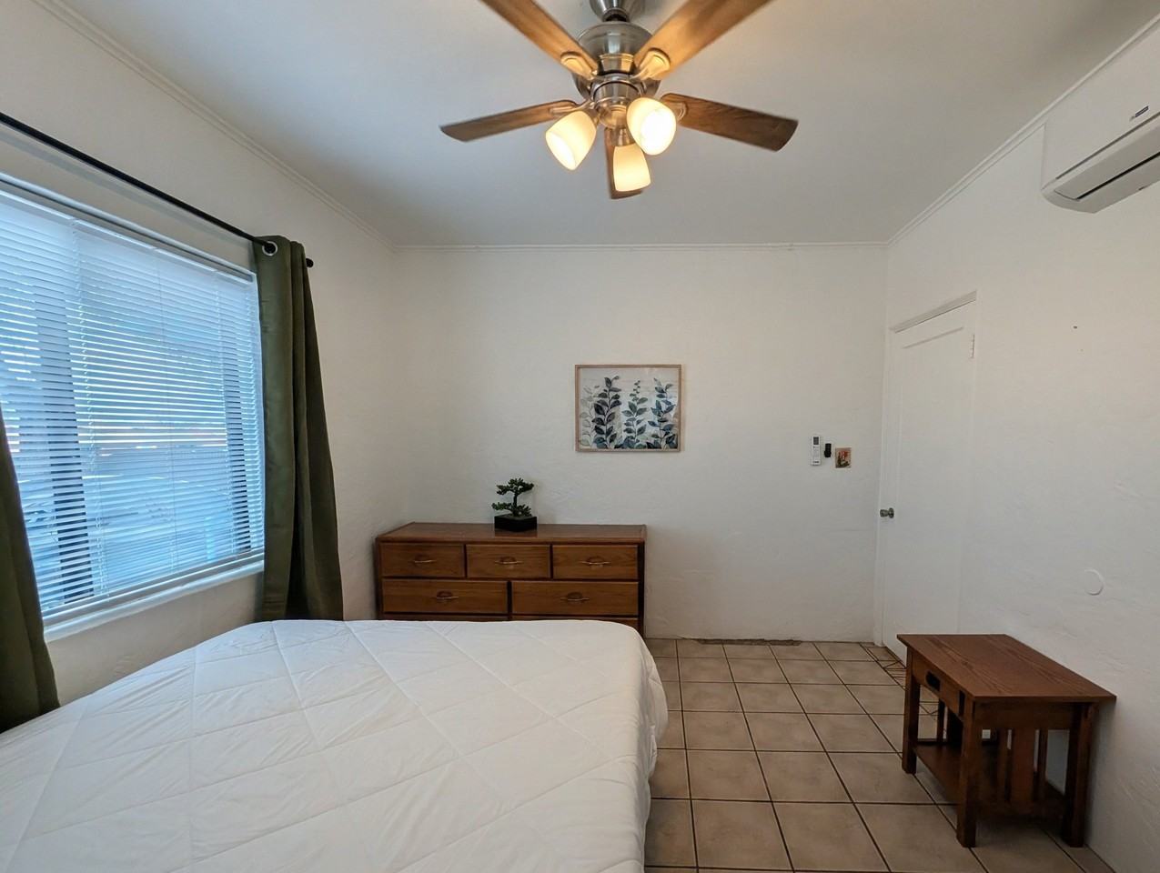 2832 N Park Ave - Photo 3 of 17