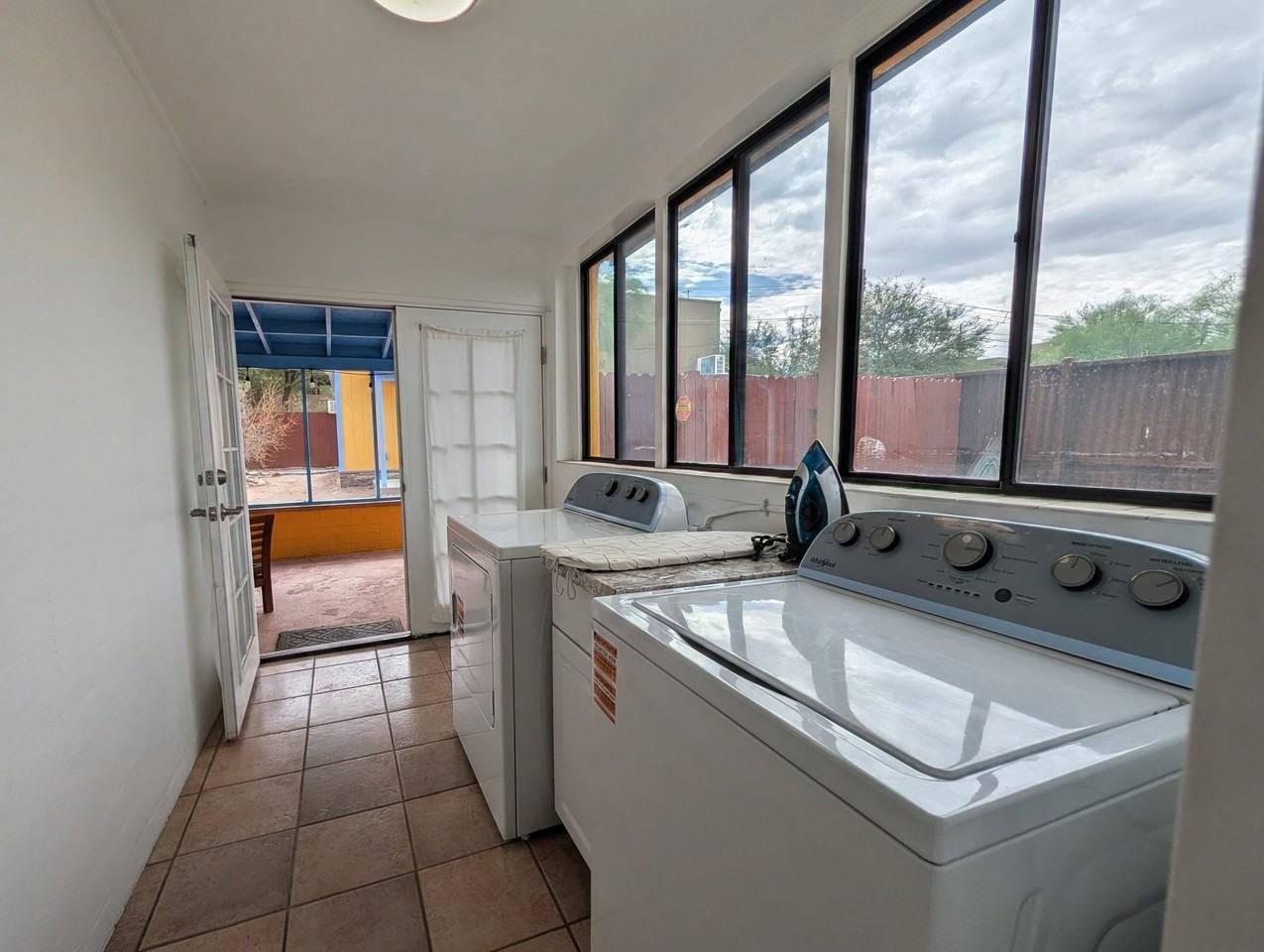 2832 N Park Ave - Photo 6 of 17