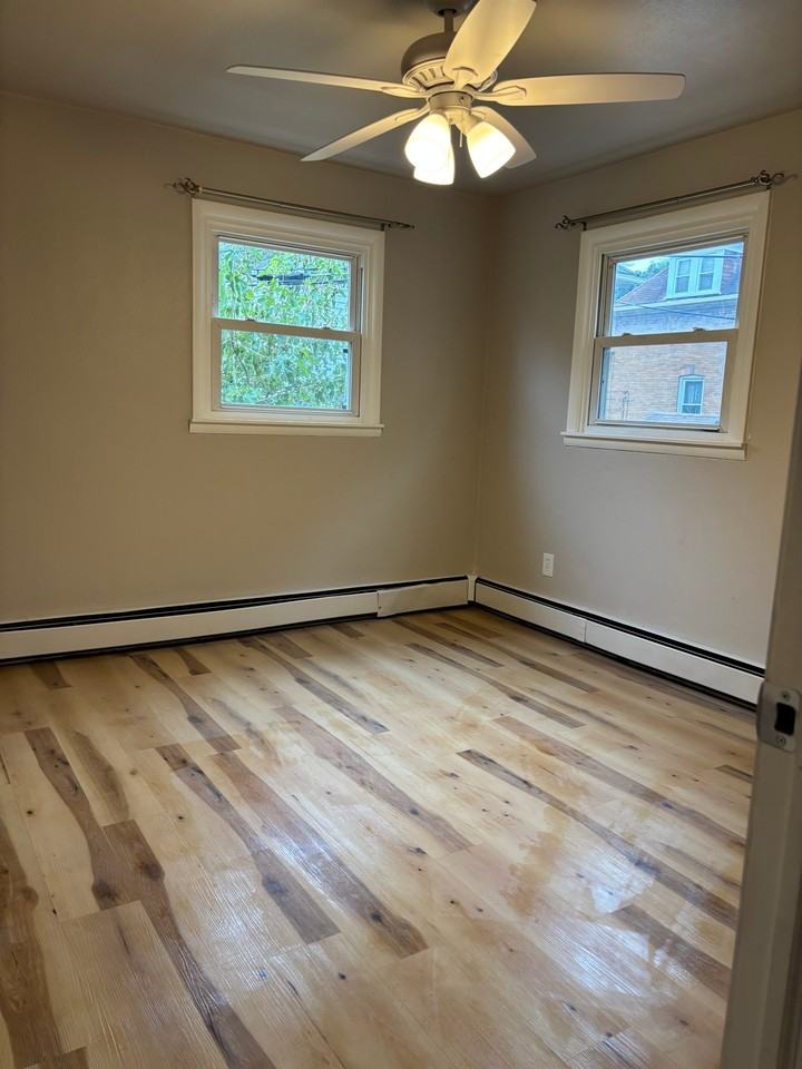 528 4th Ave #3 - Photo 7 of 10