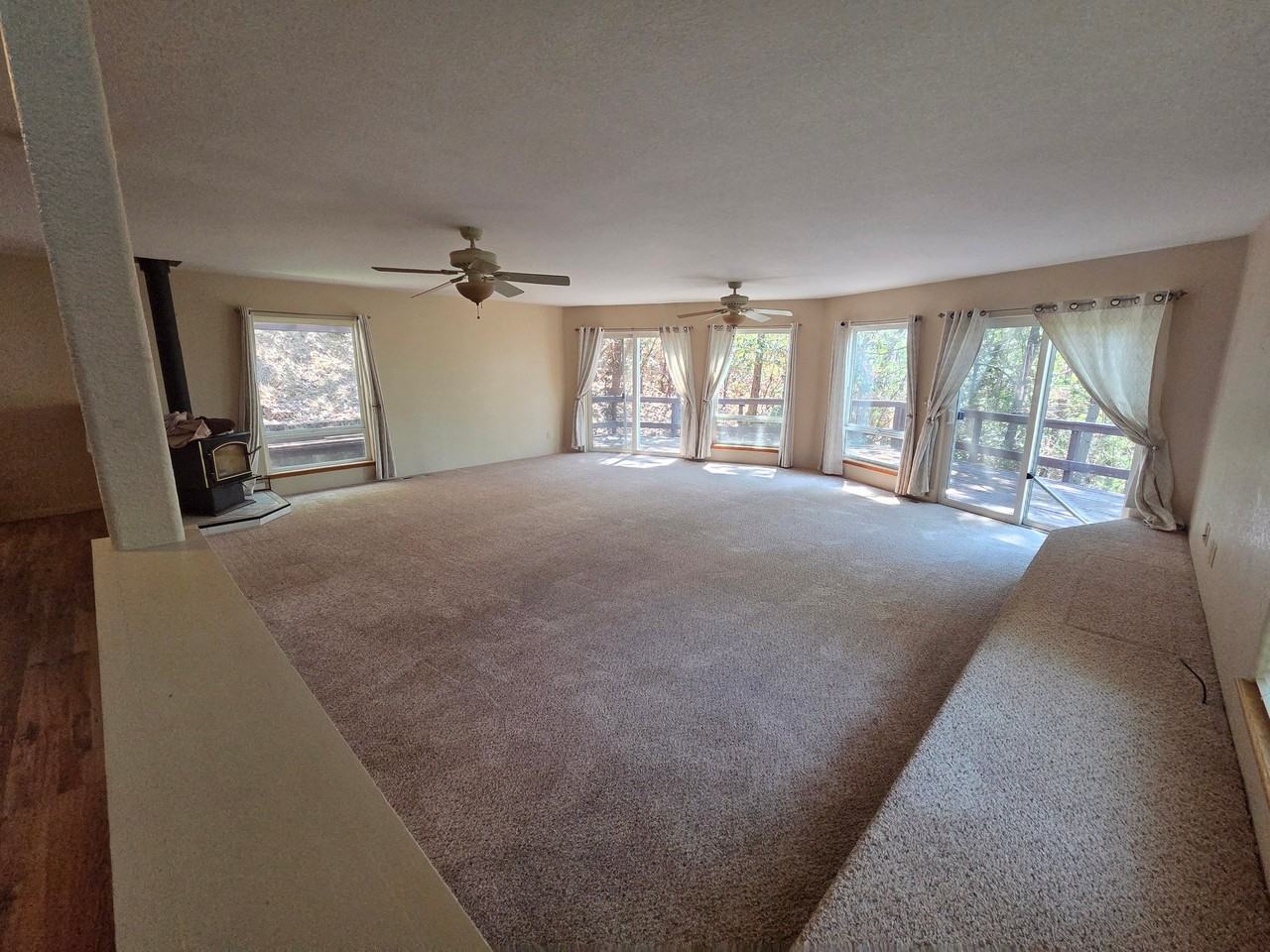 1701 Ne Sunset Ln - Photo 4 of 14