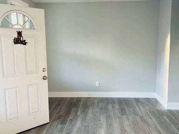 908 Central Ave - Photo 4 of 13