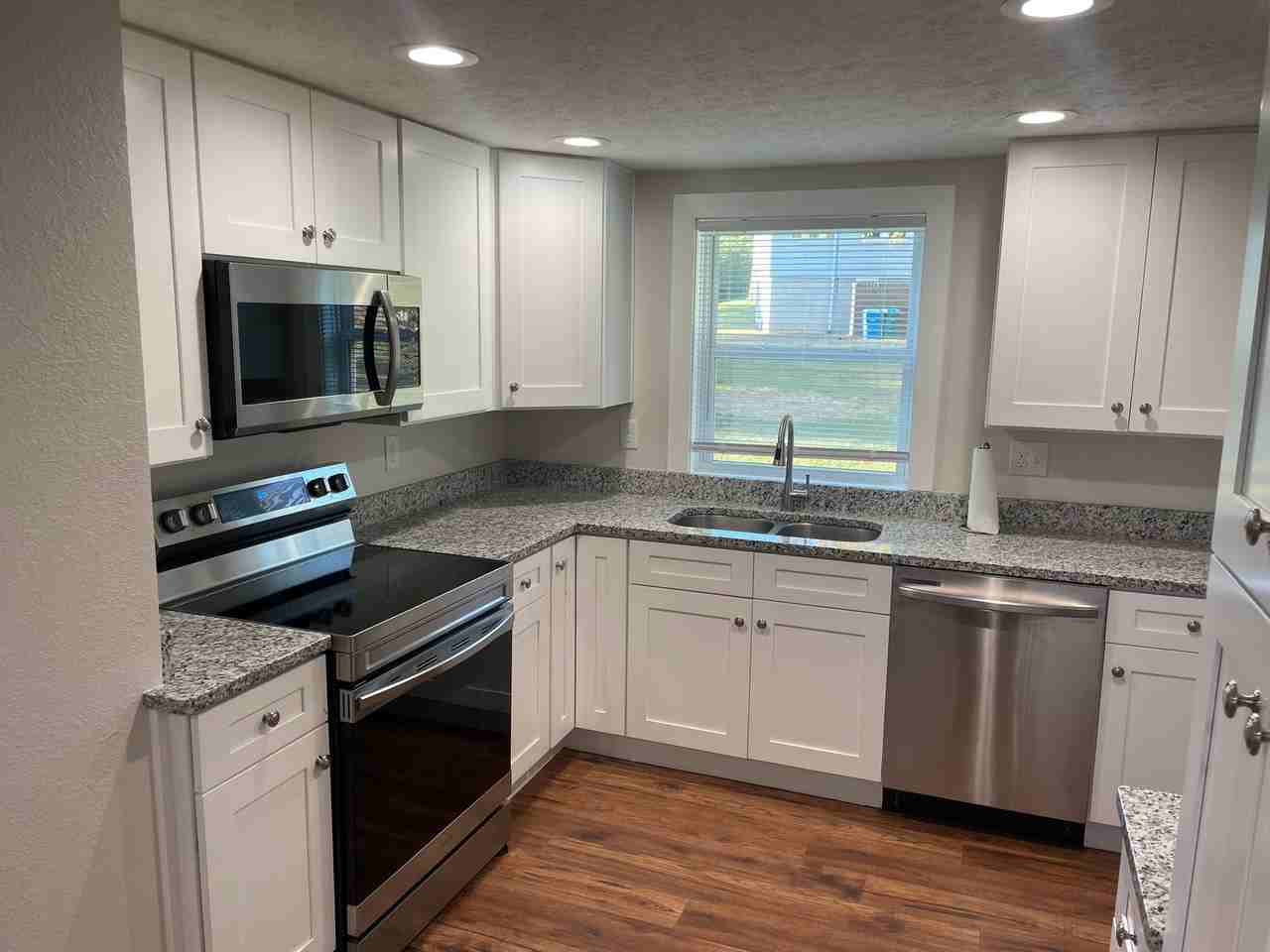 424 Old Fort Rd - Photo 3 of 12