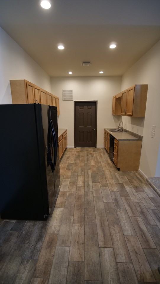 32 Parkway #270 - Photo 7 of 18