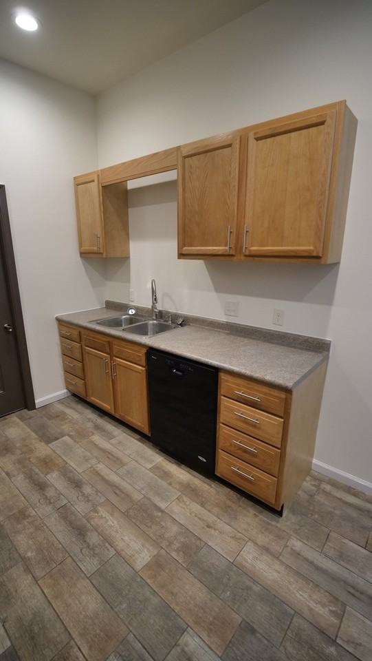 32 Parkway #272 - Photo 6 of 19