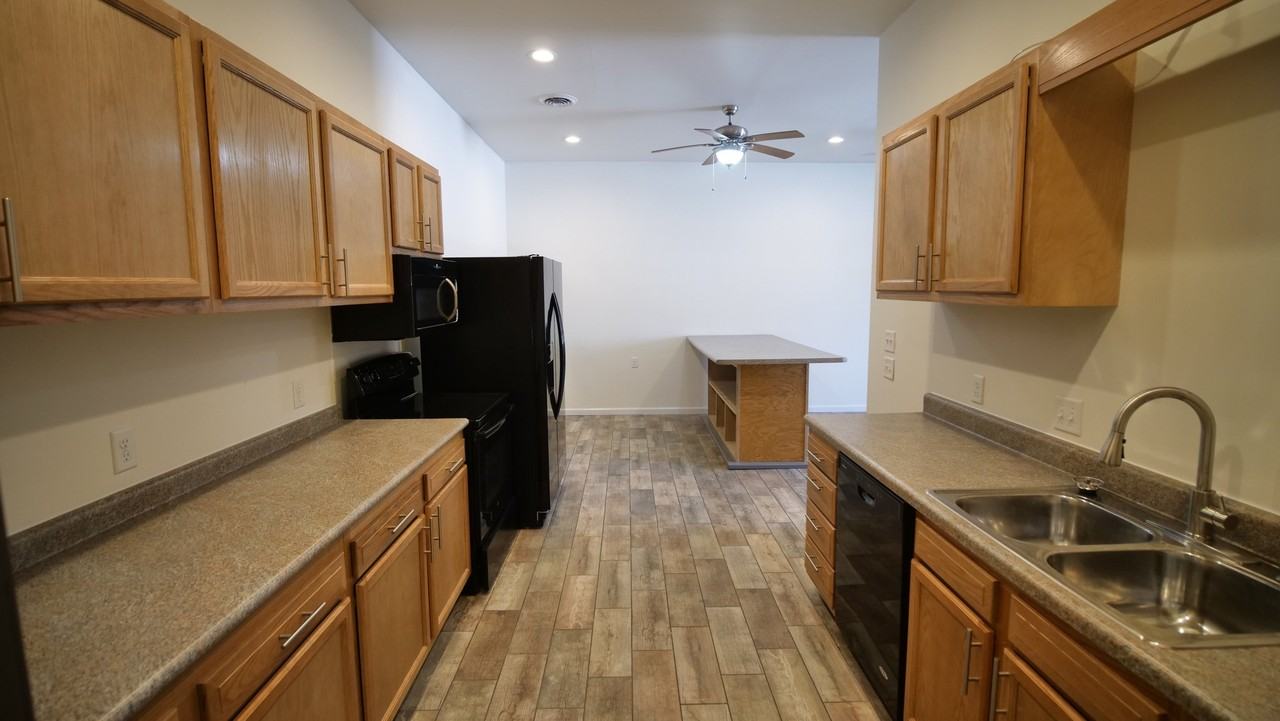 32 Parkway #206 - Photo 3 of 17