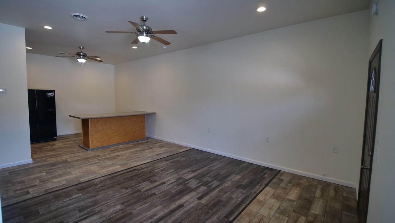 32 Parkway #206 - Photo 4 of 17