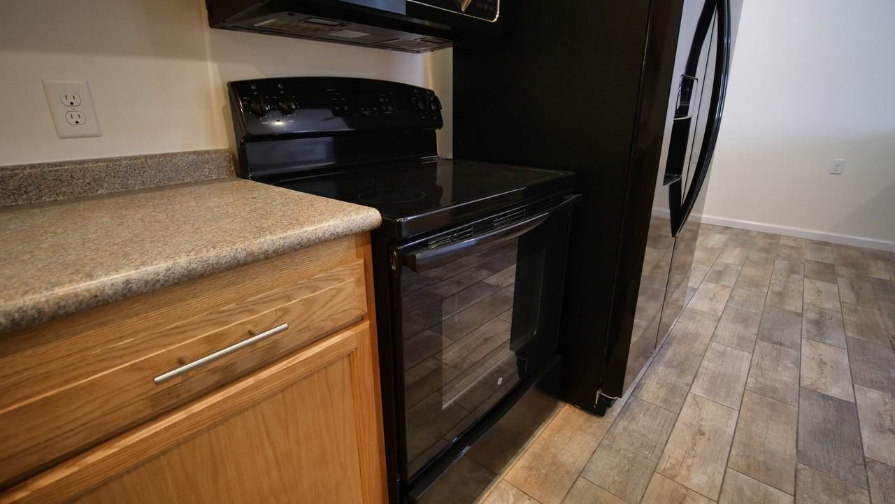 32 Parkway #206 - Photo 6 of 17